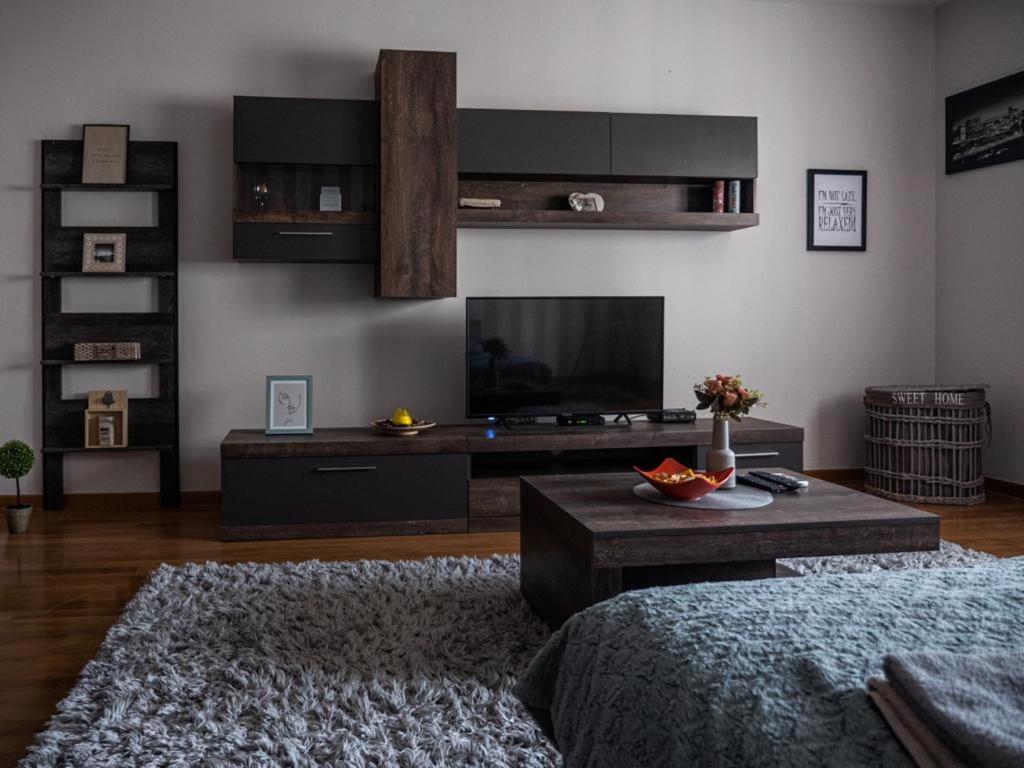 Gofd Apartman Belgrad Exterior foto